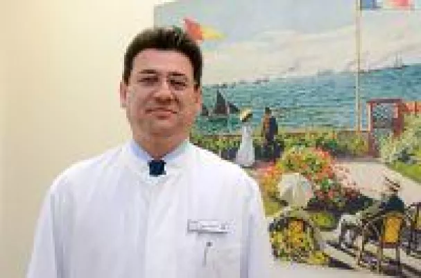 Hohe Auszeichnungen für Prof. Dr. Babür Aydeniz Bild: Hohe Auszeichnungen für Prof. Dr. Babür Aydeniz