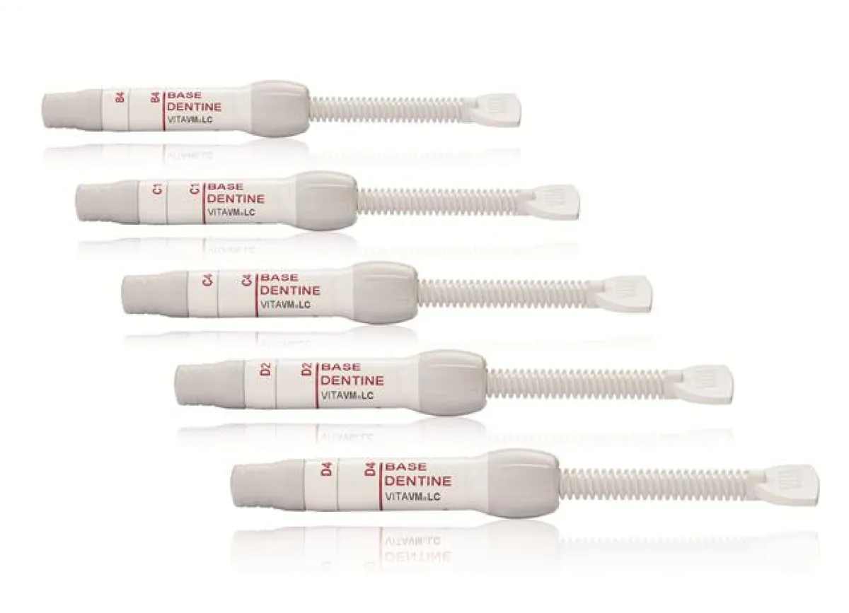 Abb. 1) VITA VM LC in fünf weiteren VITA classical Farben: B4, C1, C4, D2 und D4