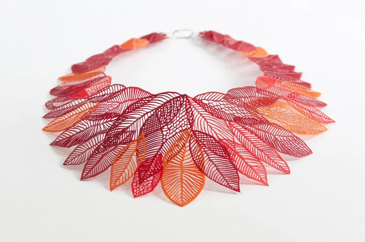 Collier von Alena Willroth, Foto: Hannes Willroth