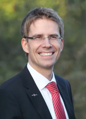 Marktführer glatthaar-fertigkeller stellt neuen Vorstandsvorsitzenden der Gütegemeinschaft Fertigkeller (GÜF) Bild: Marktführer glatthaar-fertigkeller stellt neuen Vorstandsvorsitzenden der Gütegemeinschaft Fertigkeller (GÜF)