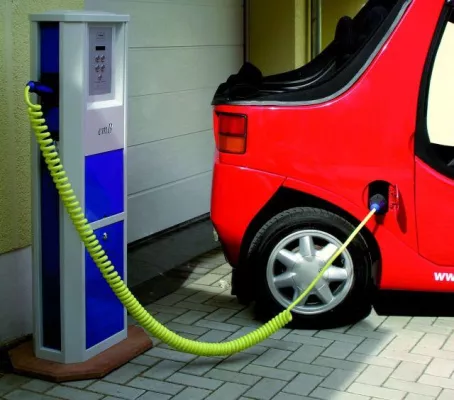 Bild: Lapp Kabel präsentiert im neuen Zentrum für E-Mobility sein Ladesystem für Elektroautos