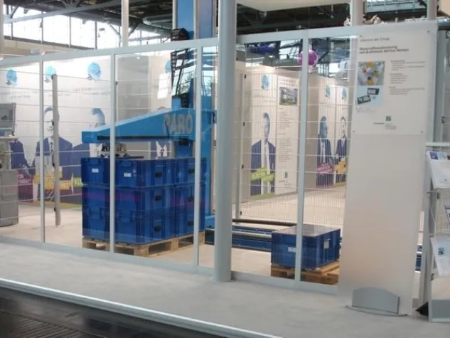 Bild: Palettierroboter PARO palettiert diebstahlsicher