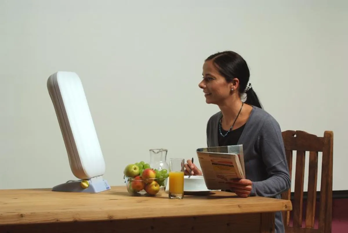 Die neuen Lichttherapiegeräte LD 72 und LD 110 von DAVITA® mit besonders schönem Design.