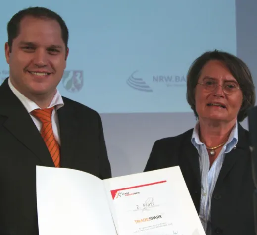 Bild: START Award NRW - TradeSpark wird durch Ministerin Christa Thoben ausgezeichnet