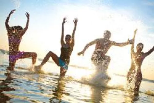 Bild: Mit diesem Urlaubsschnäppchen-Blog für Jugendreisen ist der Traumurlaub garantiert