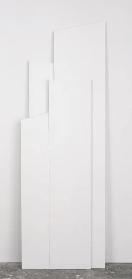 Norvin Leineweber: Flächenraum (Detail 8), 2006. 187 x 63 x12 cm