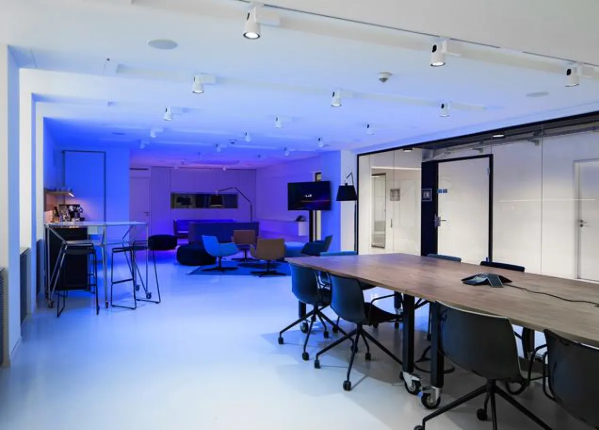 Das neu gestaltete XLAB der BBDO-Gruppe in Düsseldorf