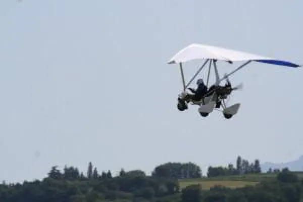 Bild: Die Weltrekordflug der „Trike-Globetrotter“ hat begonnen