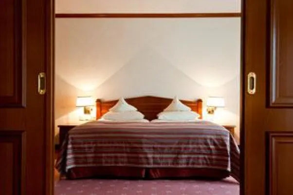 Bild: DER VARTA-FÜHRER - Hotel der Woche: VILA VITA Hotel Rosenpark in Marburg