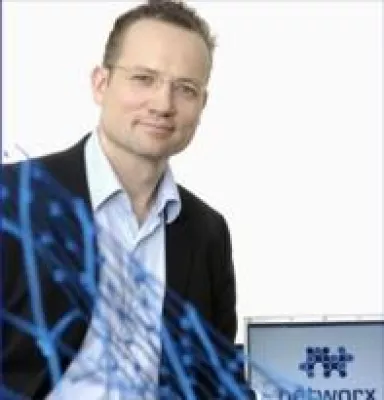 Bild: Erfolgreiches, strategisches Networking mit Redner Tjalf Nienaber