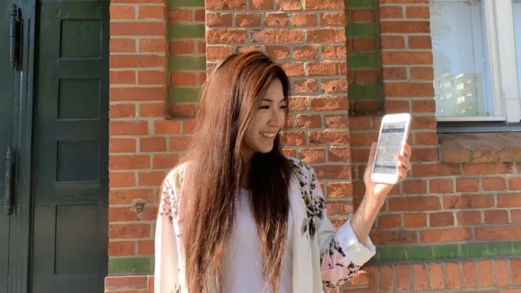 Bild: Mit "Booka Local" überwinden Ausländer sprachliche Hürden