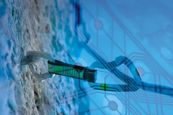 Bild: Neuer Connector integriert IBM-Großrechner mit modernen IdM-Systemen
