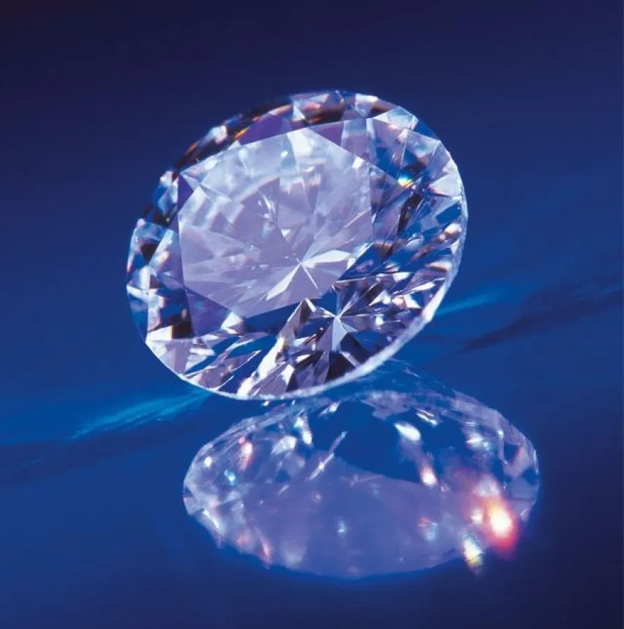 Ein Gedenkdiamant - Verstorbenenasche wird zum Diamanten transferriert