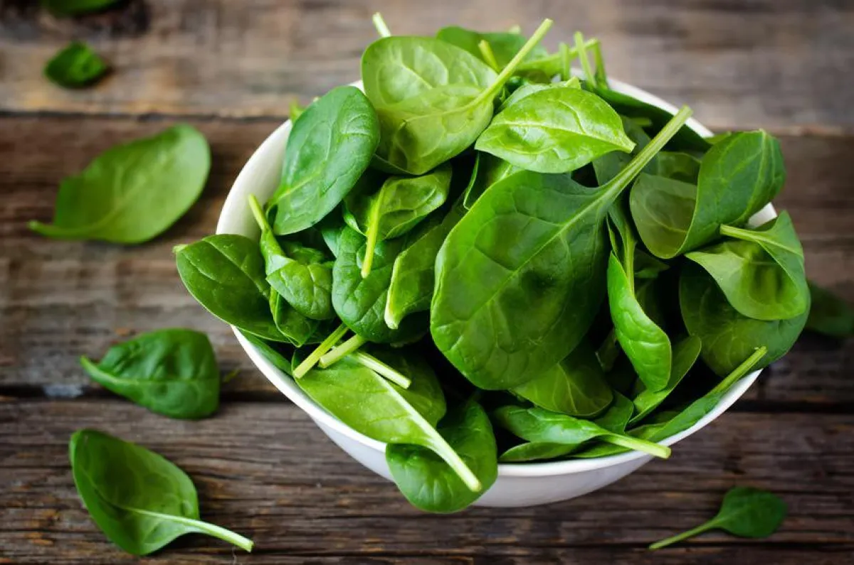 Spinat – ein Gemüse mit Eisen?! | Foto: nata_vkusidey - fotolia