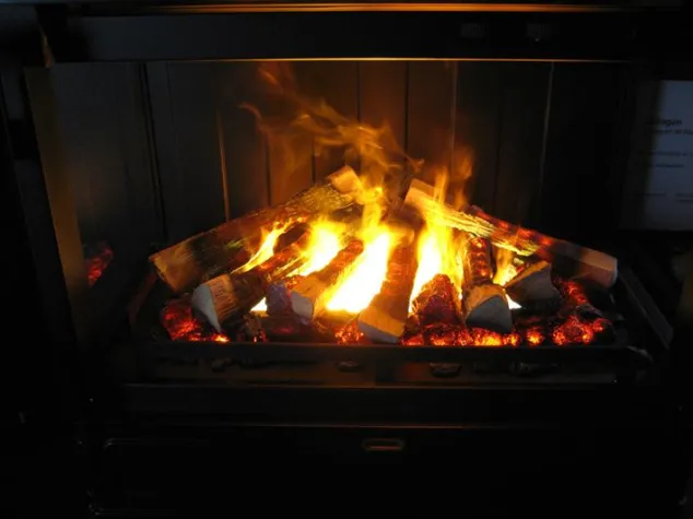 Bild: Feuer aus Wasser mit optimyst von Glen Dimplex