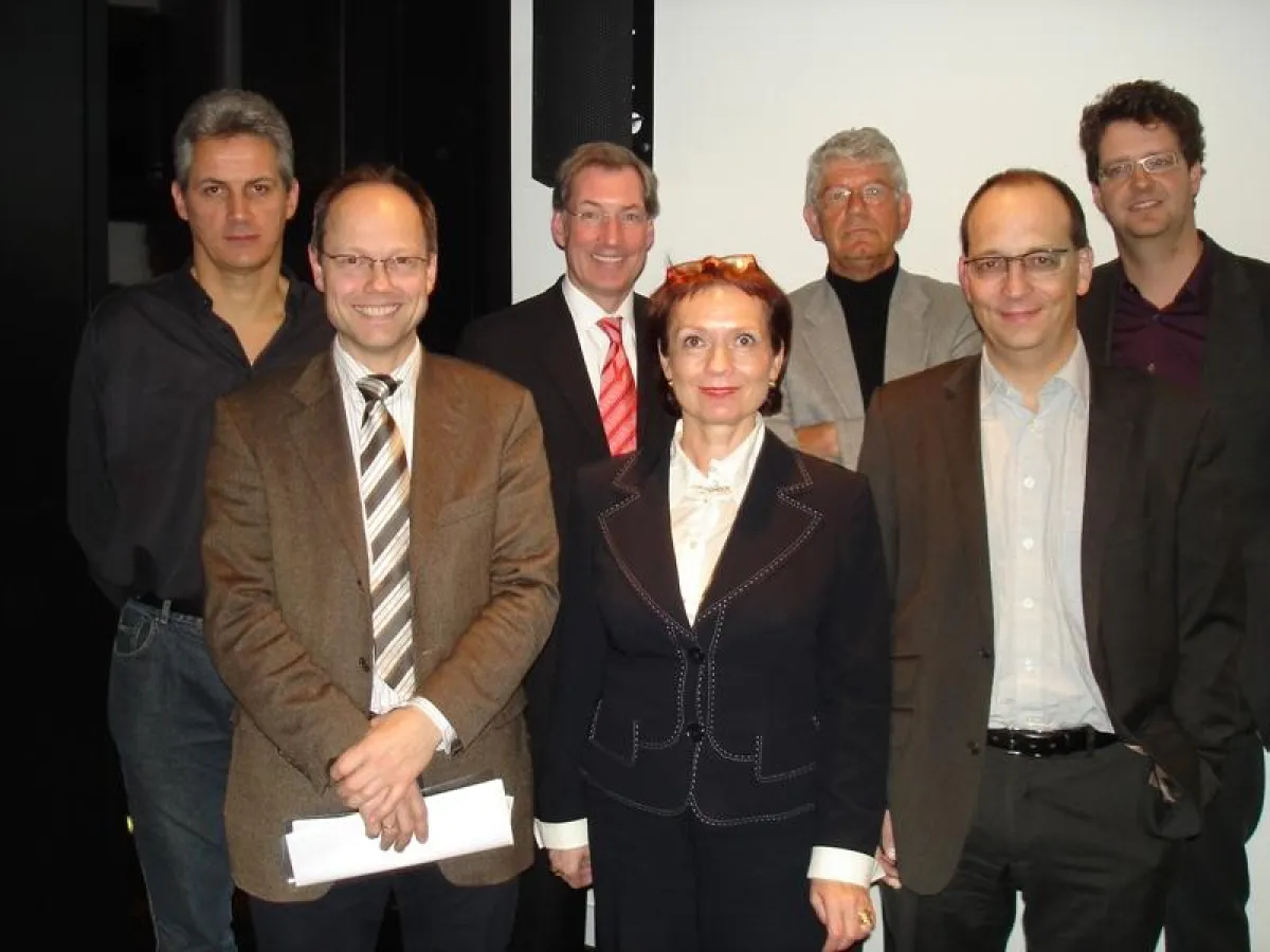 (v.l.n.r.)- Peter Turi, Dr. Kai Gniffke, Dr. Martin Wilhelmi, Dagmar Winklhofer-Bülow, Dr. Wilm Herlyn, Rüdiger Ditz und Matthias Iken