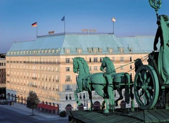 Bild: Geschichte erleben - Hotels.com zeigt Hotels, die deutsche Geschichte schrieben