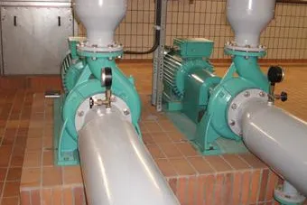 Bild: Über ein Drittel der weltweit erzeugten Energie wird für den Antrieb von Pumpen verwendet