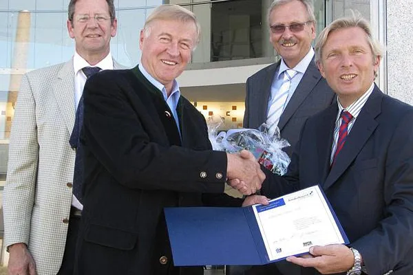 Lindner Group TOP: Unternehmen in Niederbayern im Monat September Bild: Lindner Group TOP: Unternehmen in Niederbayern im Monat September