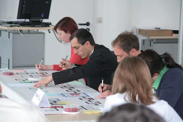 Bild: Tag der Logistik: AEB lädt Studierende und Young Professionals zum Beer Game ein