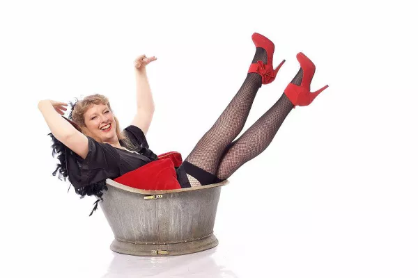 Erotische Fantasien aus der Badewanne Bild: Erotische Fantasien aus der Badewanne