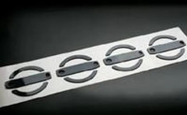 Bild: Technische Klebefolien in der Automobilindustrie