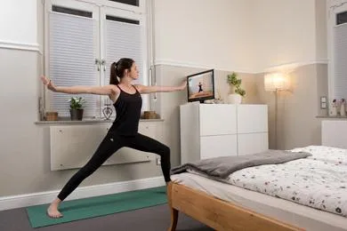 Bild: Das erste Online-Iyengar-Studio jetzt gratis testen