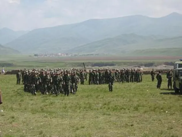 Bild: Tibet ist zu einem einzigen militärischen Übungsgebiet geworden