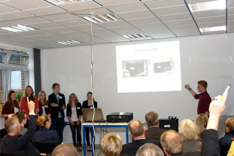 Bild: Unternehmensplanspiel für Schüler bei ELA