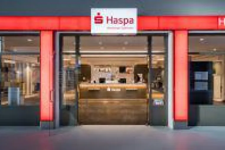 Designagentur bringt ein Stück Heimat in die Hamburger Sparkasse Bild: Designagentur bringt ein Stück Heimat in die Hamburger Sparkasse