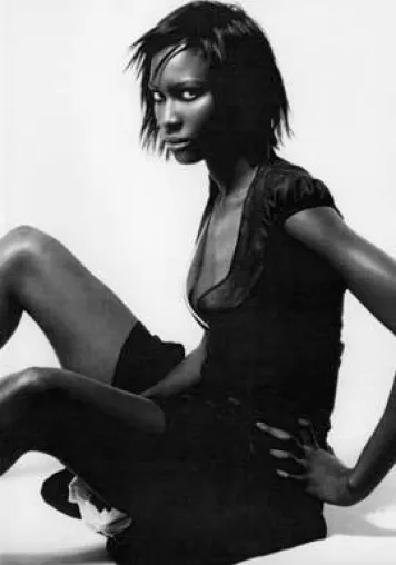 Mercedes Benz Fashionweek Berlin 2009 mit Supermodel Dji Dieng Bild: Mercedes Benz Fashionweek Berlin 2009 mit Supermodel Dji Dieng