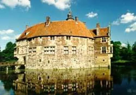 Bild: Zu Burgen und Schlössern im Münsterland - Fotoworkshop in Theorie und Praxis "Fotografieren statt knipsen"