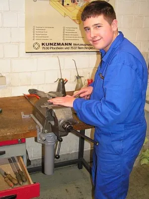 Praxiswochen 2011 im Offenburger Jugenddorf: Erst erfahren und erproben, dann entscheiden Bild: Praxiswochen 2011 im Offenburger Jugenddorf: Erst erfahren und erproben, dann entscheiden