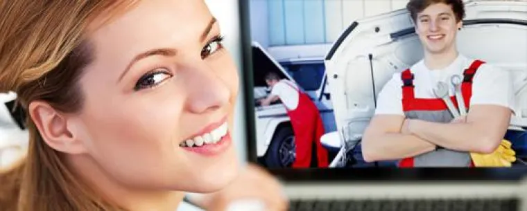 Bild: Zufriedene Kunden bei der Kfz-Reparatur