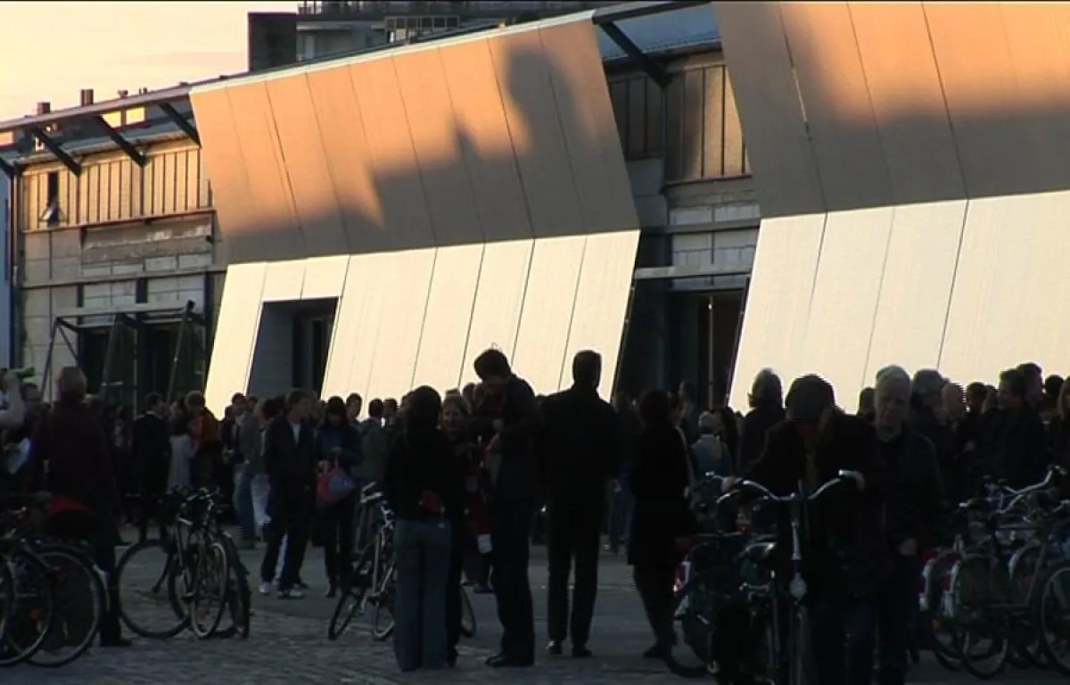 Eröffnungsabend der Halle am Wasser in Berlin