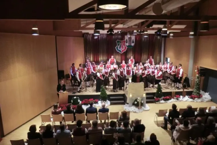 Stimmungsvolles Jahresschlusskonzert Bild: Stimmungsvolles Jahresschlusskonzert