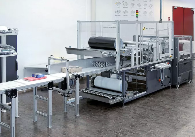 Bild: Verpackt, verschweißt, verkauft, verschickt