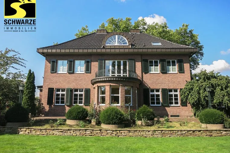 Bild: Schwarze Immobilien hat das "Kissinger-Haus" verkauft