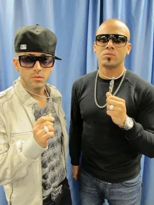 Bild: Weltpremiere des Musikvideos "Tu Olor" von Wisin & Yandel