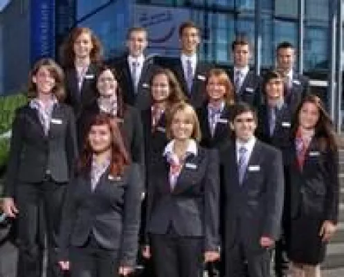 Erstklassige Ausbildung bei einer der erfolgreichsten Genossenschaftsbanken in Deutschland Bild: Erstklassige Ausbildung bei einer der erfolgreichsten Genossenschaftsbanken in Deutschland