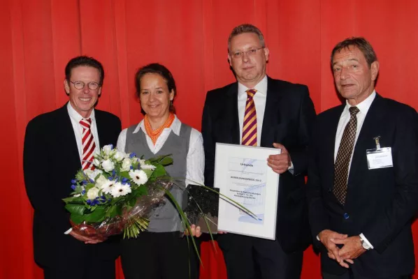 Ausgezeichnete Ausbildung Bild: Ausgezeichnete Ausbildung