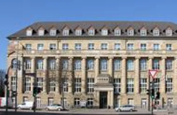 Bild: Magdeburg: AENGEVELT vermittelt Schulungsfläche an “alfatraining Bildungszentrum GmbH“