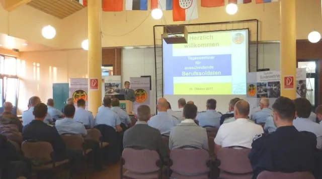 Köln-Longerich - Seminar für ausscheidende Berufssoldaten Bild: Köln-Longerich - Seminar für ausscheidende Berufssoldaten