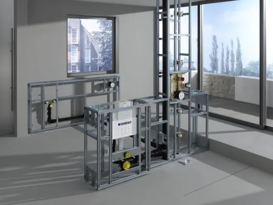 Freistehend ist praktischer: Die Systemwand für ungewöhnliche Bäder Bild: Freistehend ist praktischer: Die Systemwand für ungewöhnliche Bäder