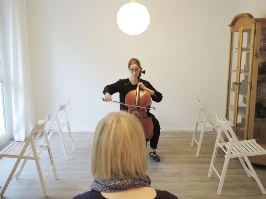 Bild: Schon 40 mal: Schau mir in die Augen! - Konzerte im 1:1 Format an unterschiedlichen Orten gehen weiter