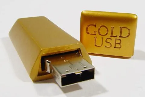 Bild: USB Stick in Form eines Goldbarrens - Premium-Werbemittel für wertige Kampagnen