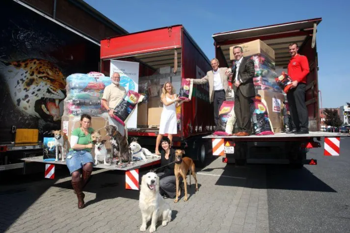 Fressnapf schnürt „Rettungspaket Tierheim“ Bild: Fressnapf schnürt „Rettungspaket Tierheim“