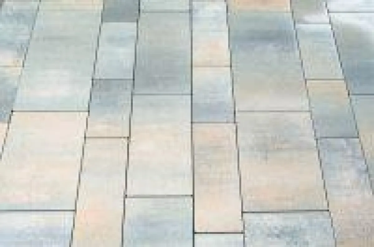 KLB- Klimaleichtblock Terrassenplatten sind frostbeständig und in verschiedensten Variationen erhältlich.