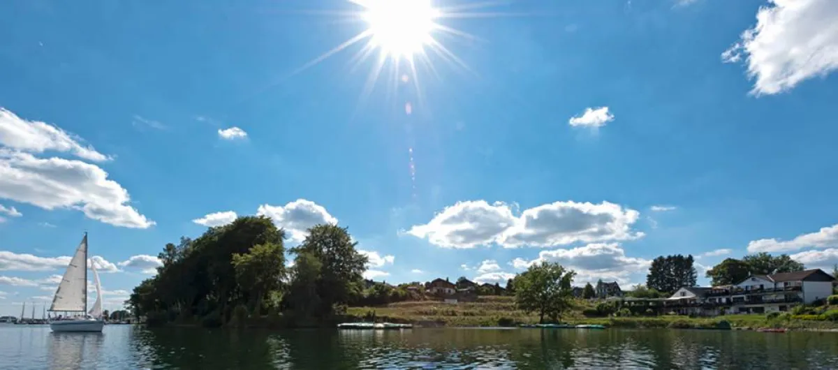 Bauplatz am Wasser verspricht hohen Freizeit- und stabilen Sachwert