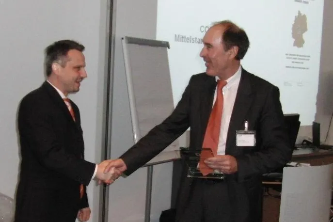 SAP-AWARD erneut an die CONPLUS Mittelstandslösungen Bild: SAP-AWARD erneut an die CONPLUS Mittelstandslösungen